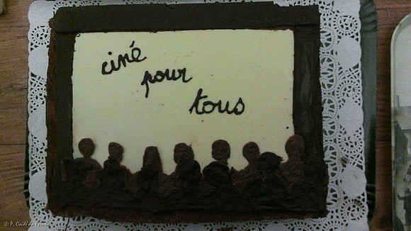 Gâteau au chocolat "Ciné pour Tous"