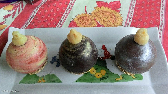 Boule de Noël en chocolat